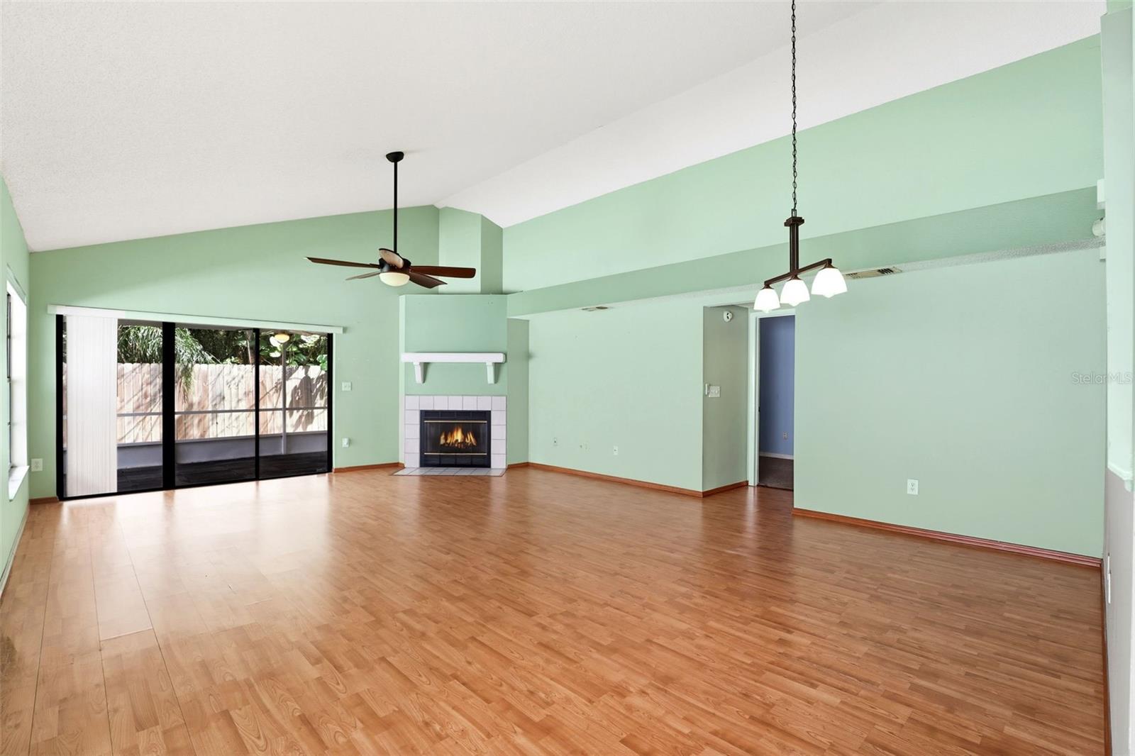 LAKEWOOD AT THE CROSSINGS - Residential