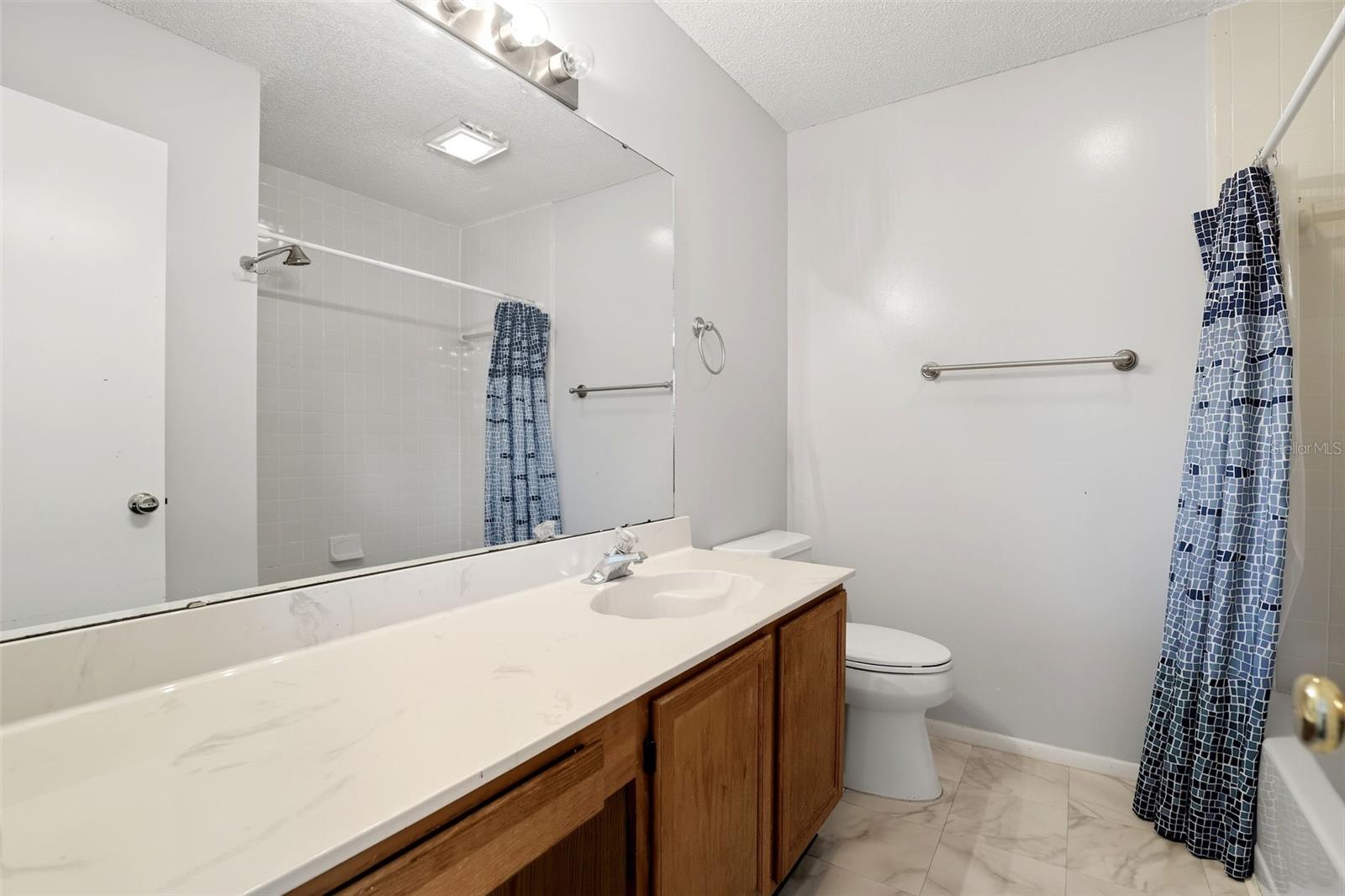 LAKEWOOD AT THE CROSSINGS - Residential