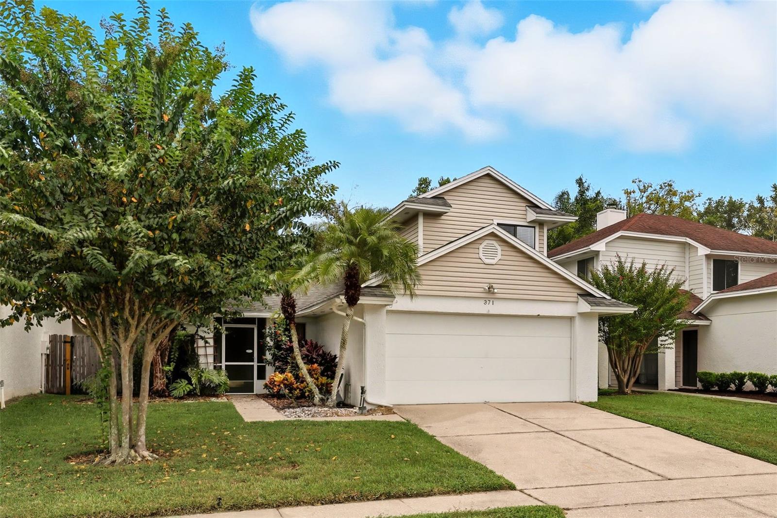 LAKEWOOD AT THE CROSSINGS - Residential