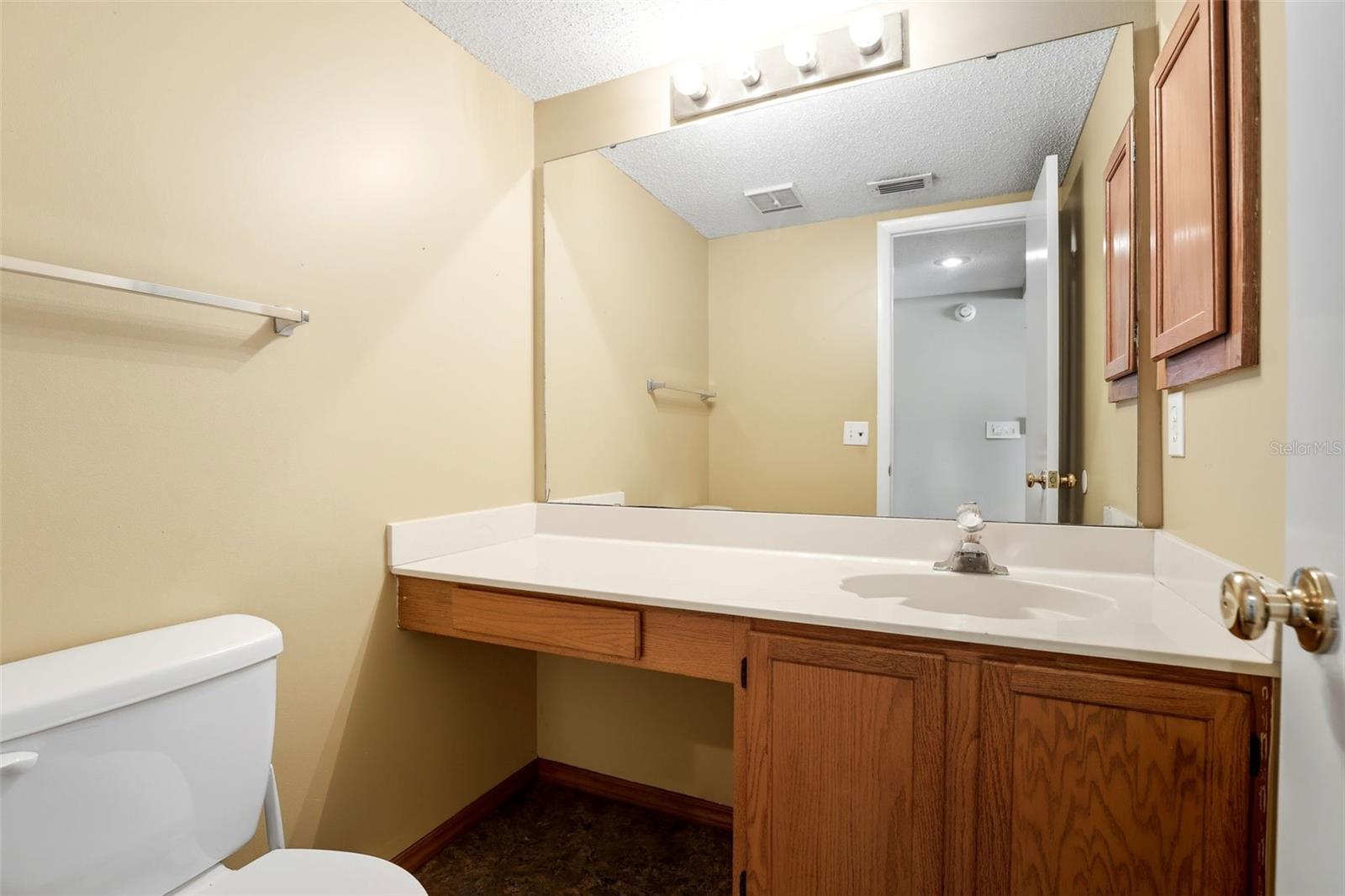 LAKEWOOD AT THE CROSSINGS - Residential