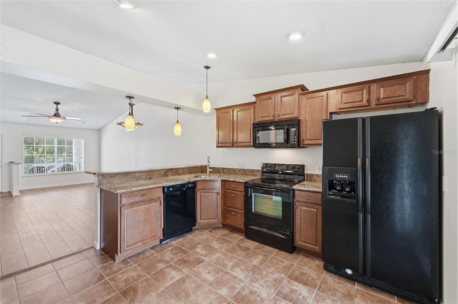 MANORS BRYN MAWR CONDO PH 04 - Residential