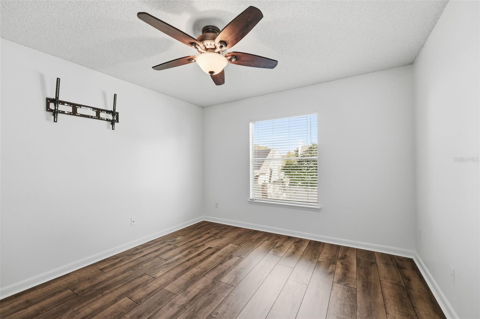 MANORS BRYN MAWR CONDO PH 04 - Residential