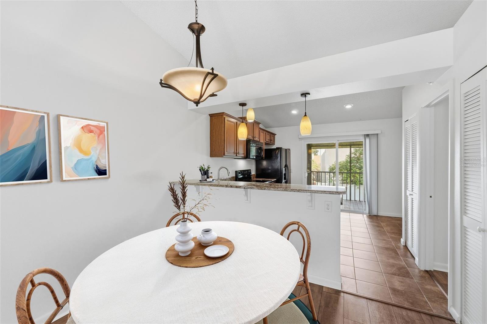 MANORS BRYN MAWR CONDO PH 04 - Residential