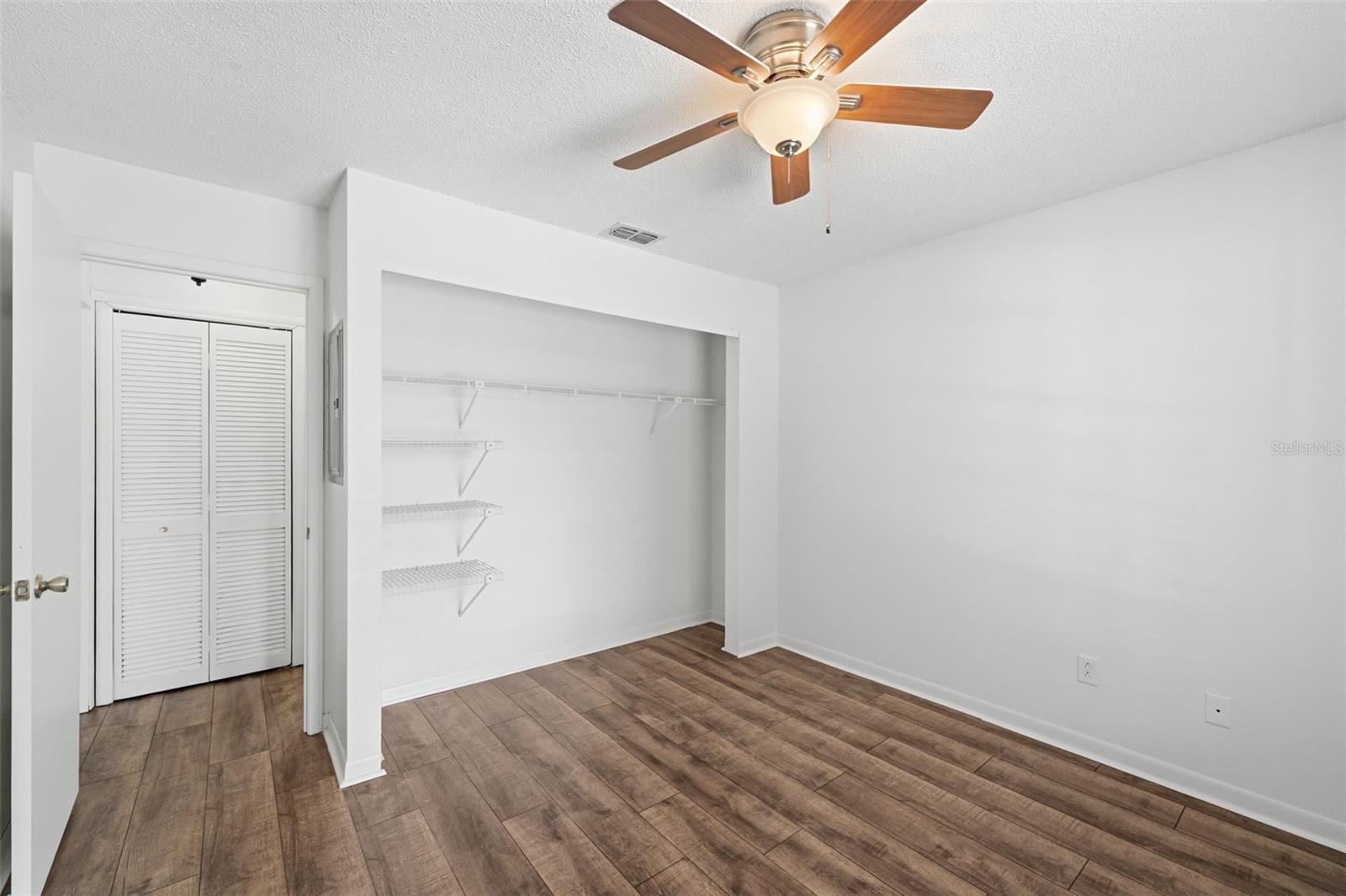 MANORS BRYN MAWR CONDO PH 04 - Residential