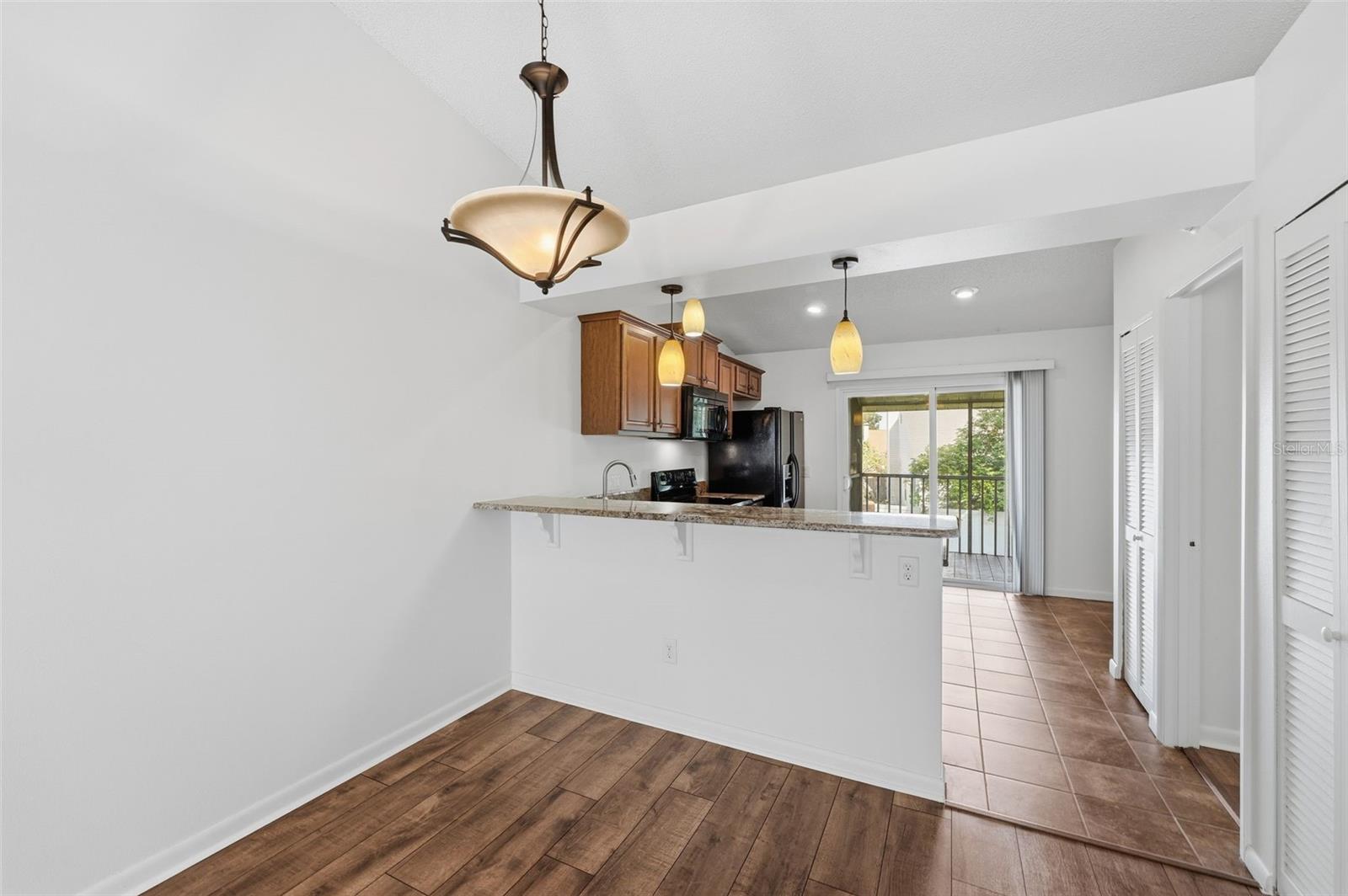 MANORS BRYN MAWR CONDO PH 04 - Residential