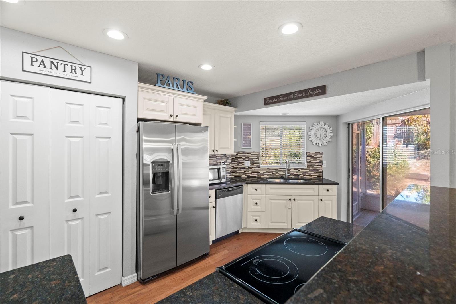 BEACON GROVES UNIT VI - Residential