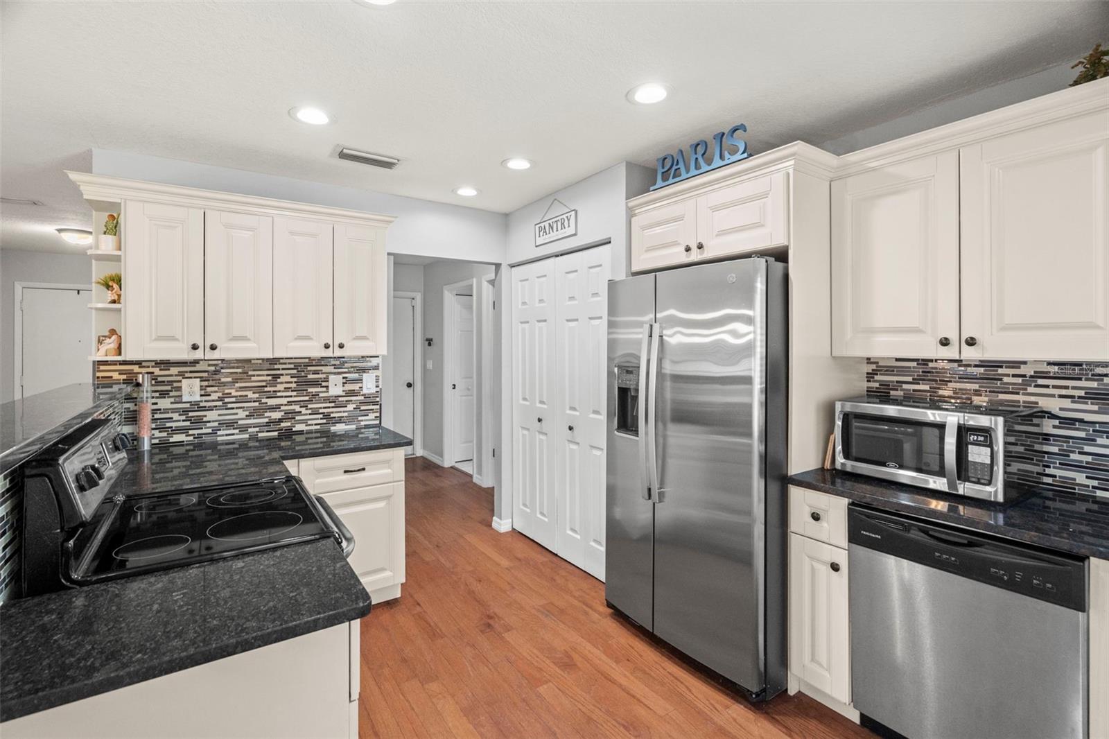 BEACON GROVES UNIT VI - Residential