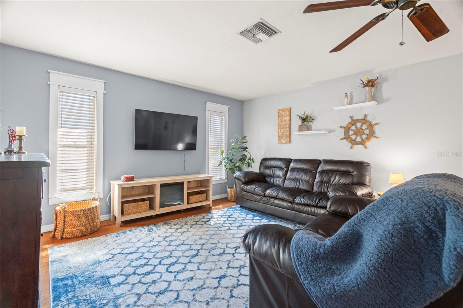 BEACON GROVES UNIT VI - Residential