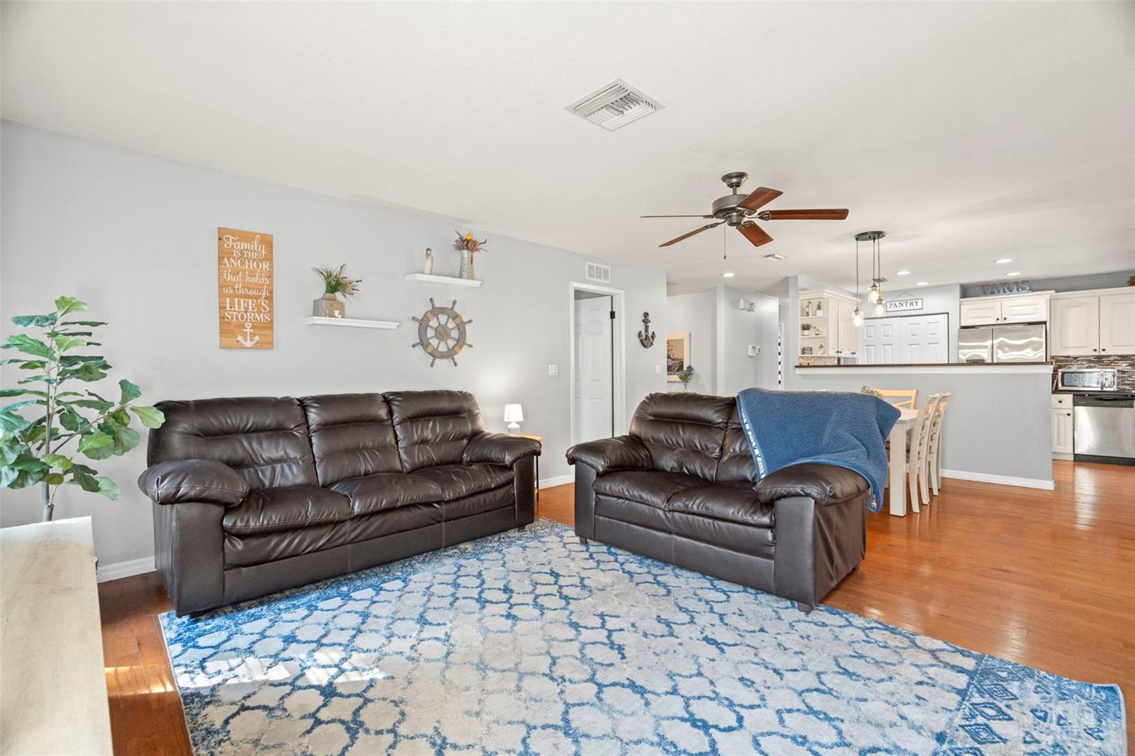 BEACON GROVES UNIT VI - Residential