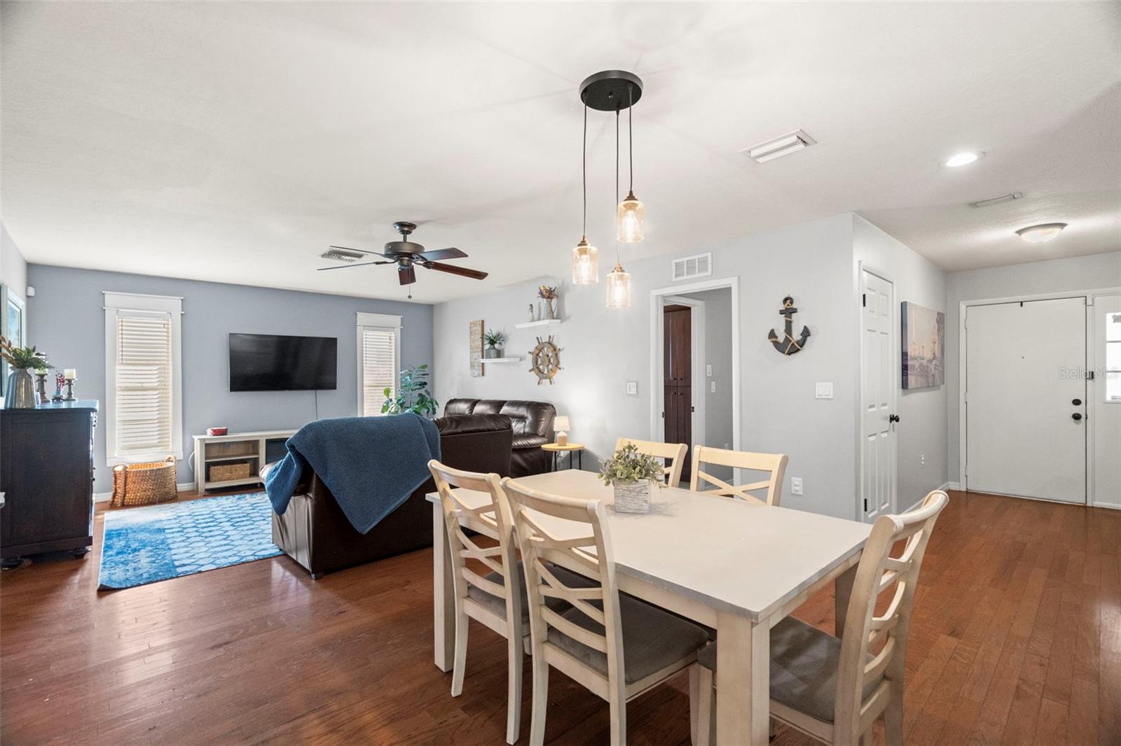 BEACON GROVES UNIT VI - Residential