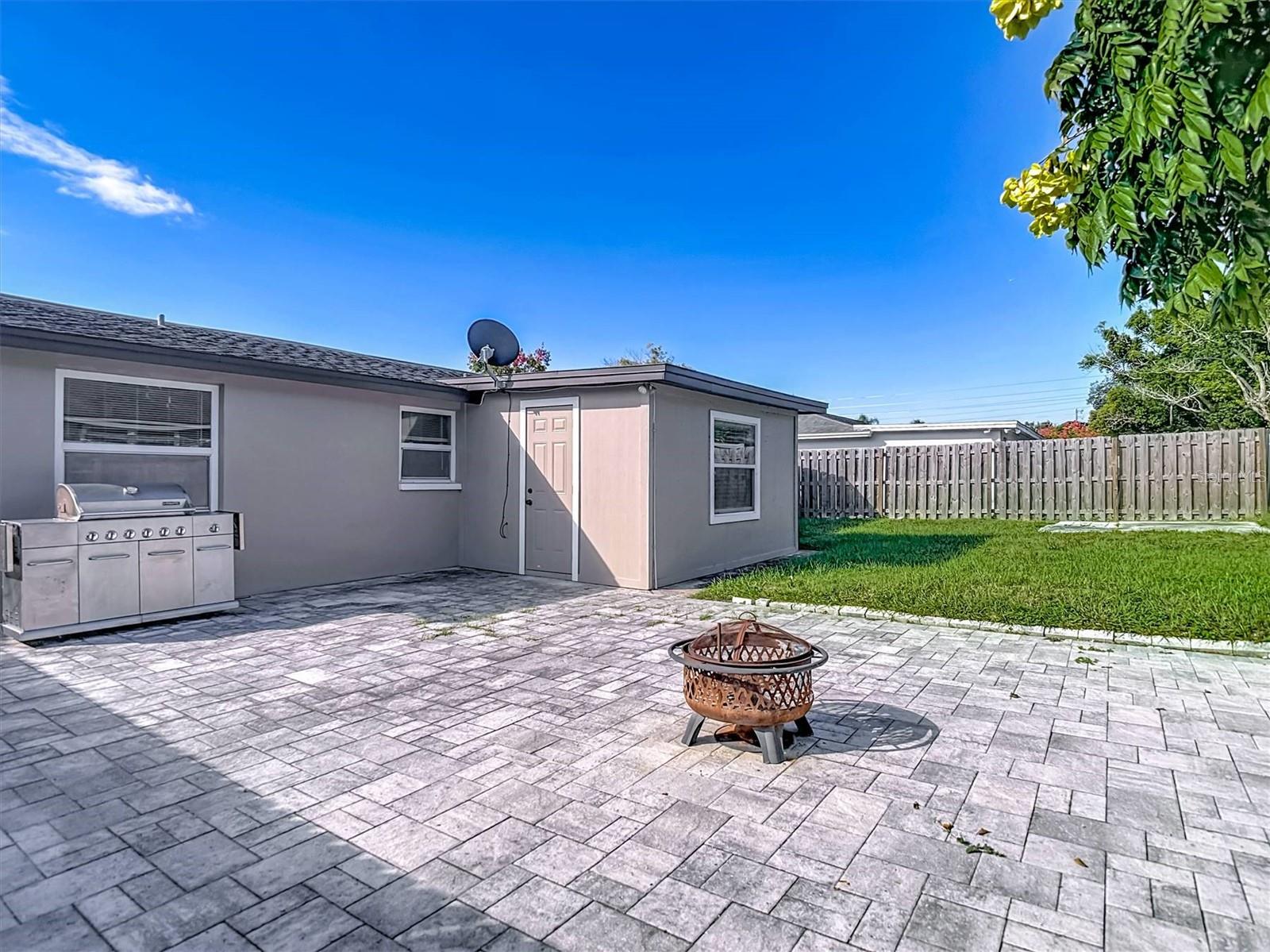 FOREST HILLS - Residential