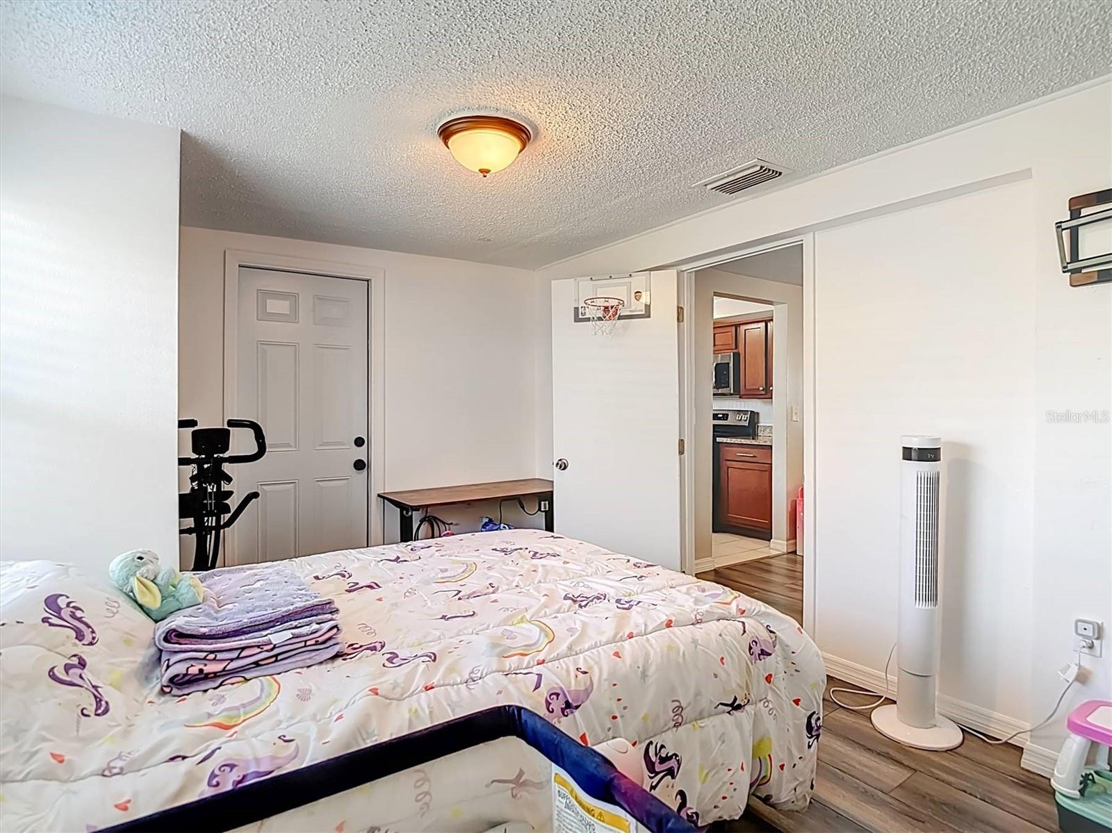 FOREST HILLS - Residential