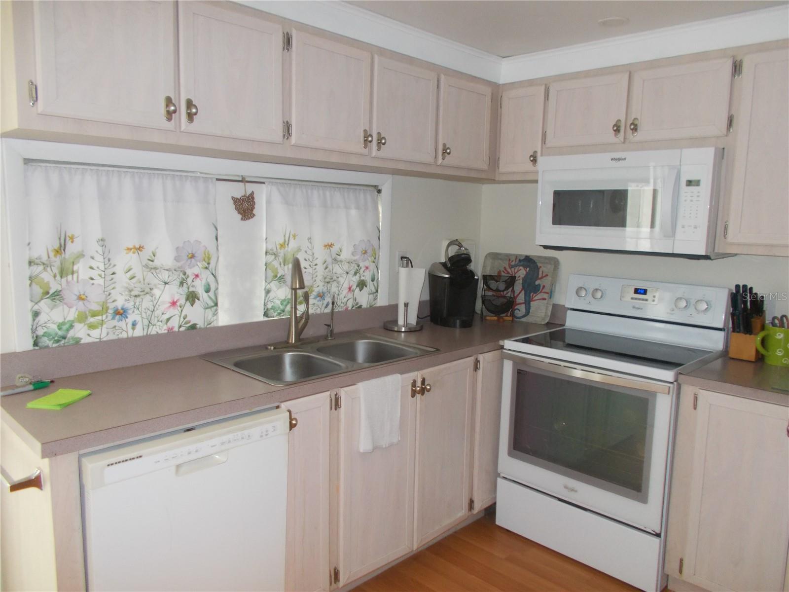 HOLIDAY PARK - Residential