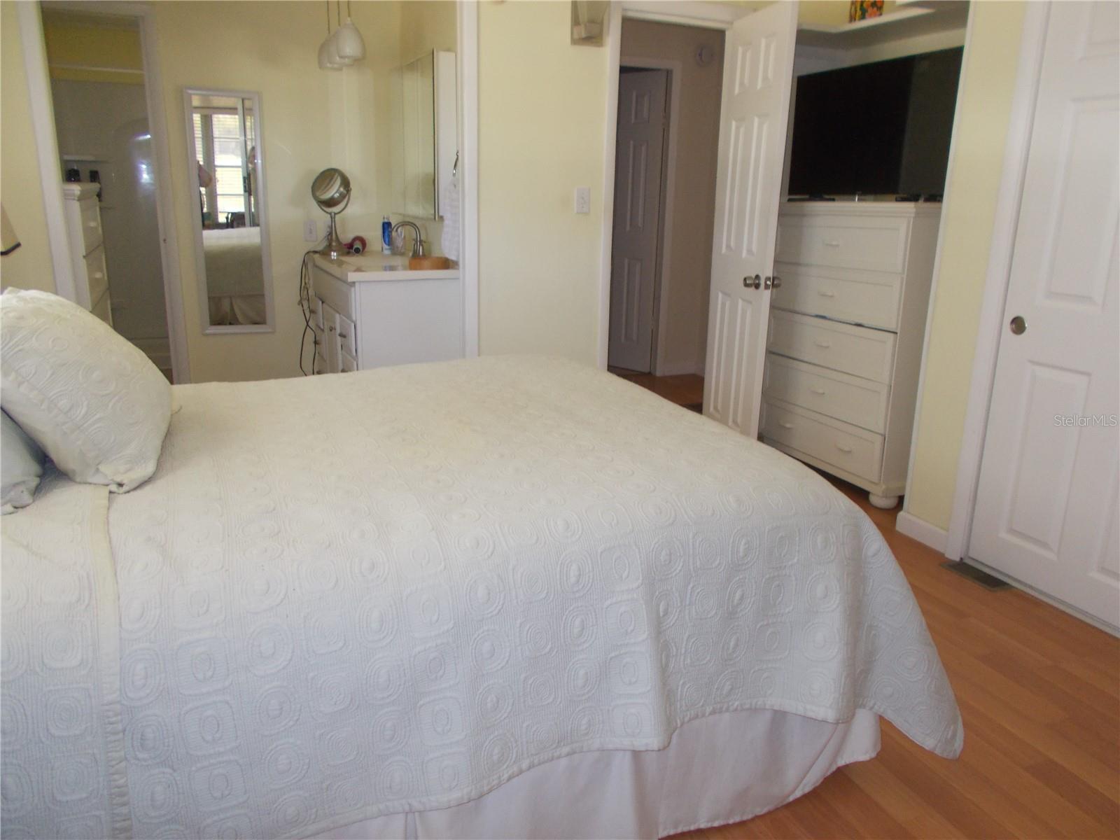 HOLIDAY PARK - Residential