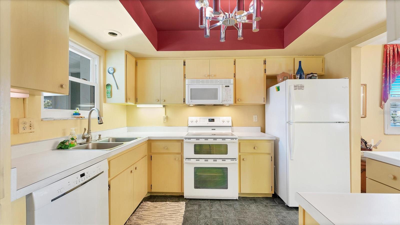 GLEN OAKS RIDGE VILLAS 1 - Residential