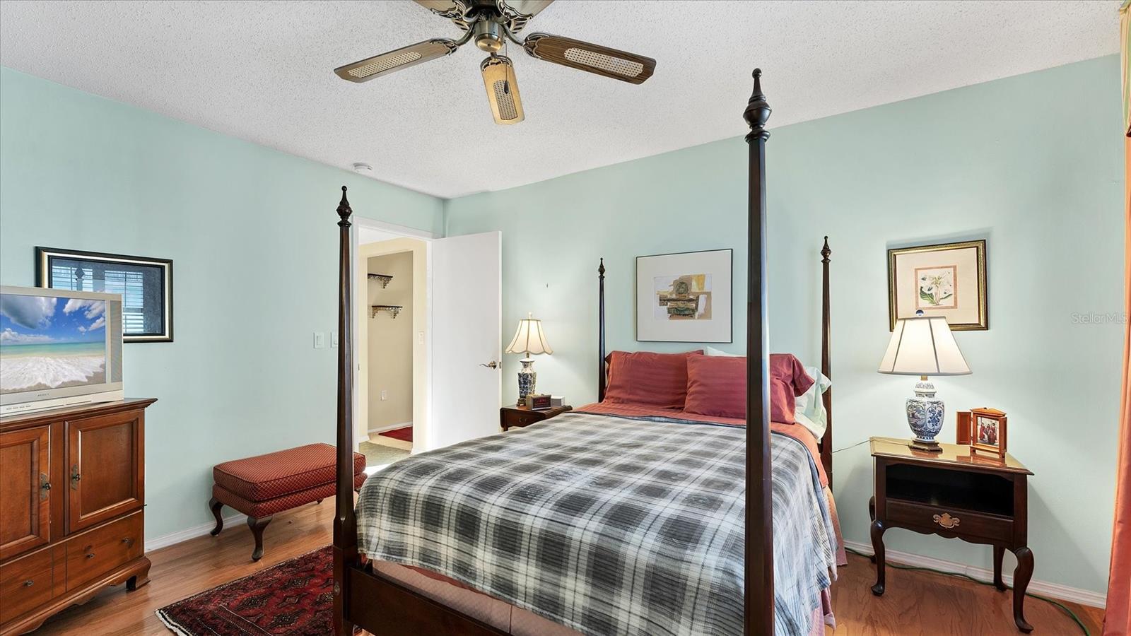 GLEN OAKS RIDGE VILLAS 1 - Residential