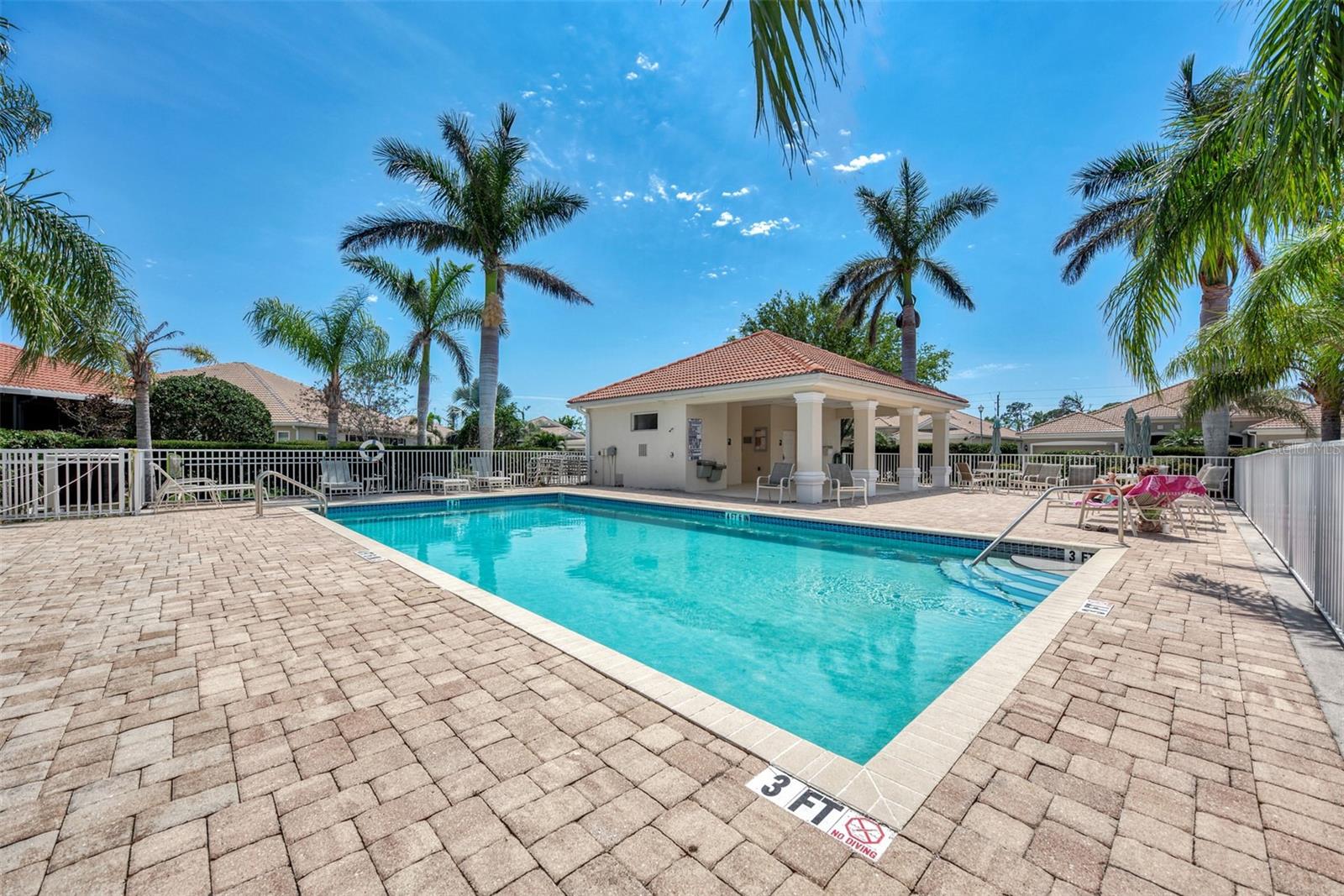 ARLINGTON COVE - Residential