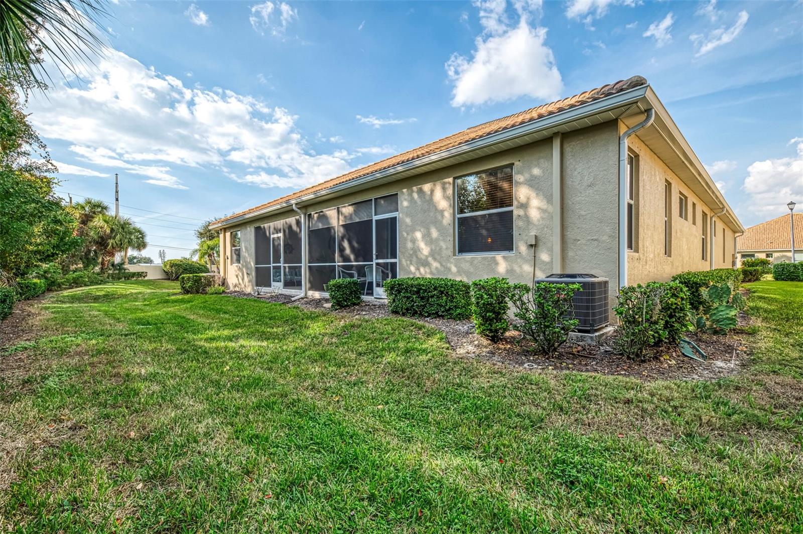 ARLINGTON COVE - Residential