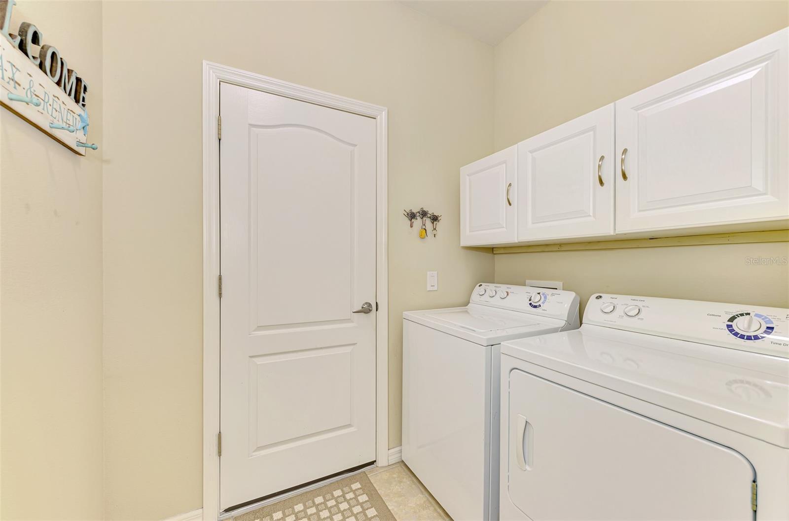 ARLINGTON COVE - Residential