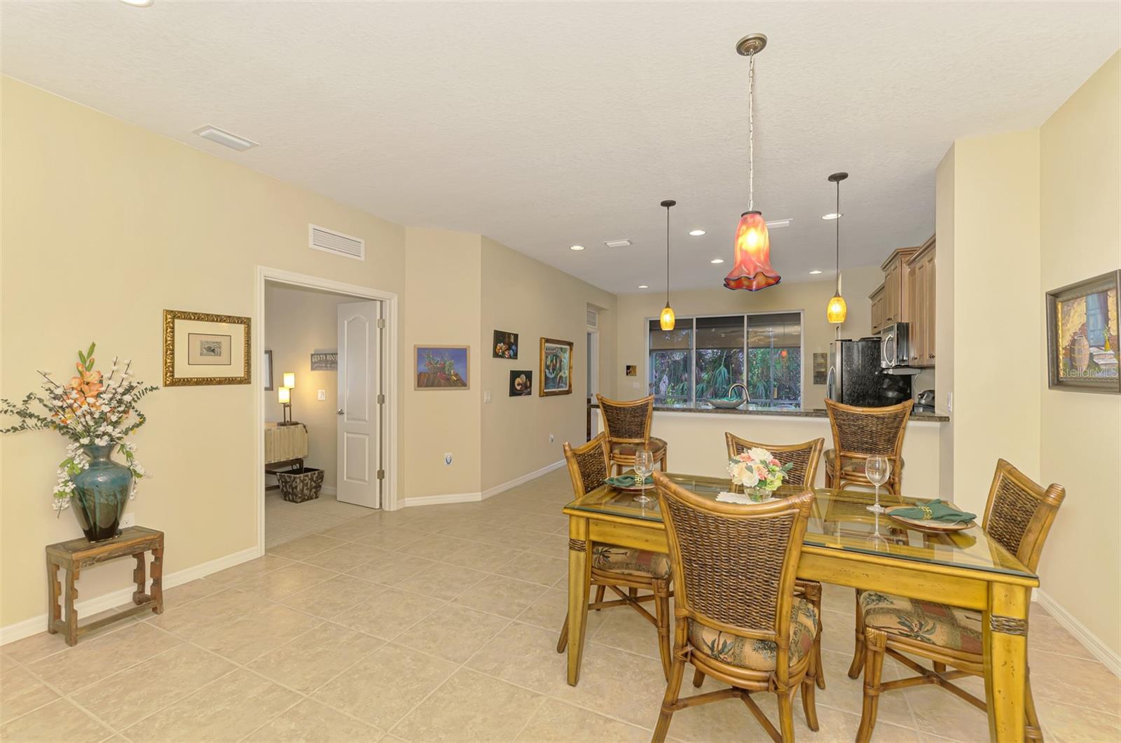 ARLINGTON COVE - Residential