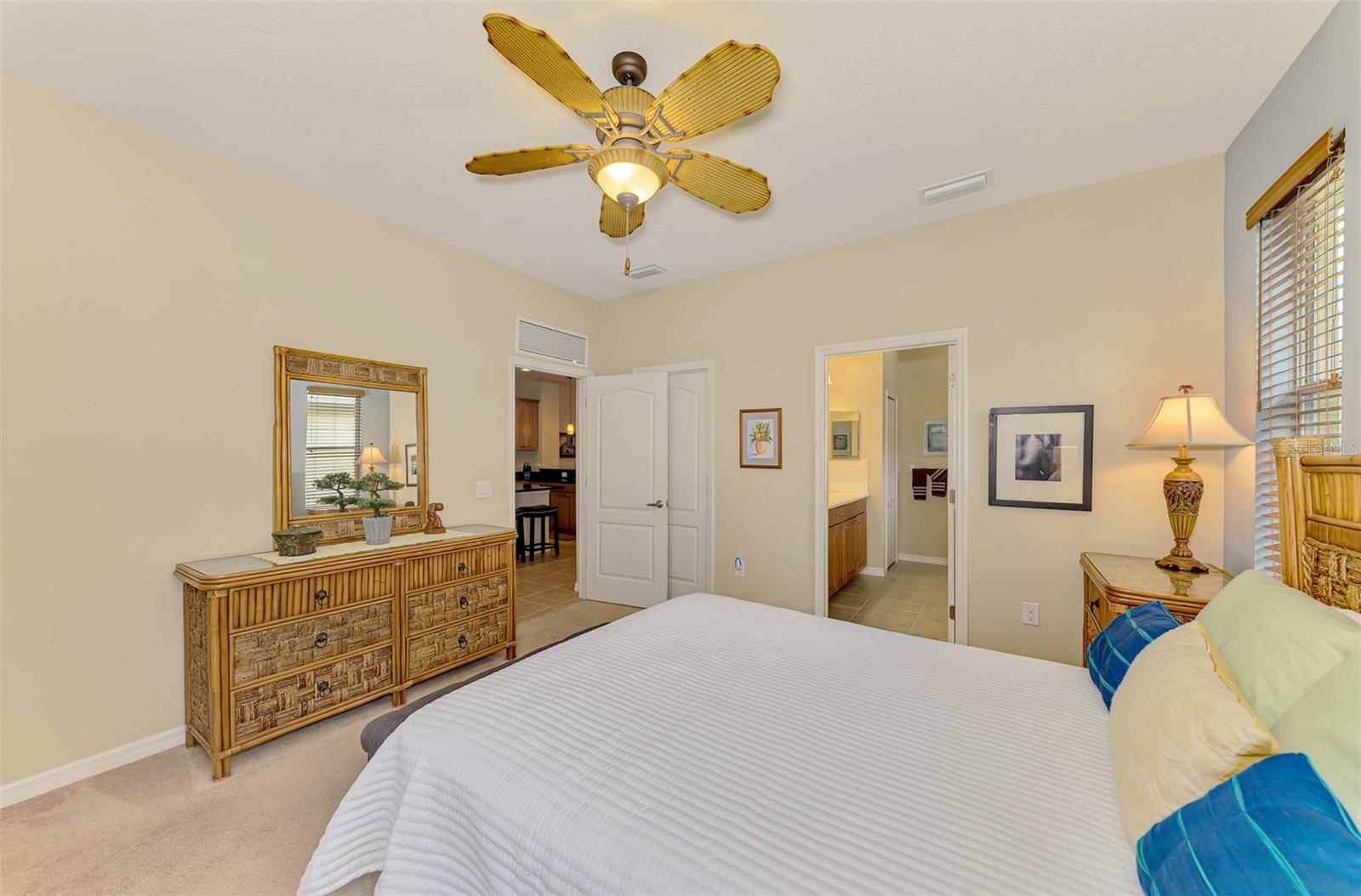 ARLINGTON COVE - Residential