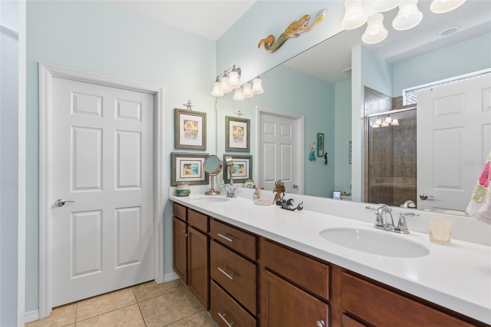 ISLANDWALK AT THE WEST VILLAGE - Residential