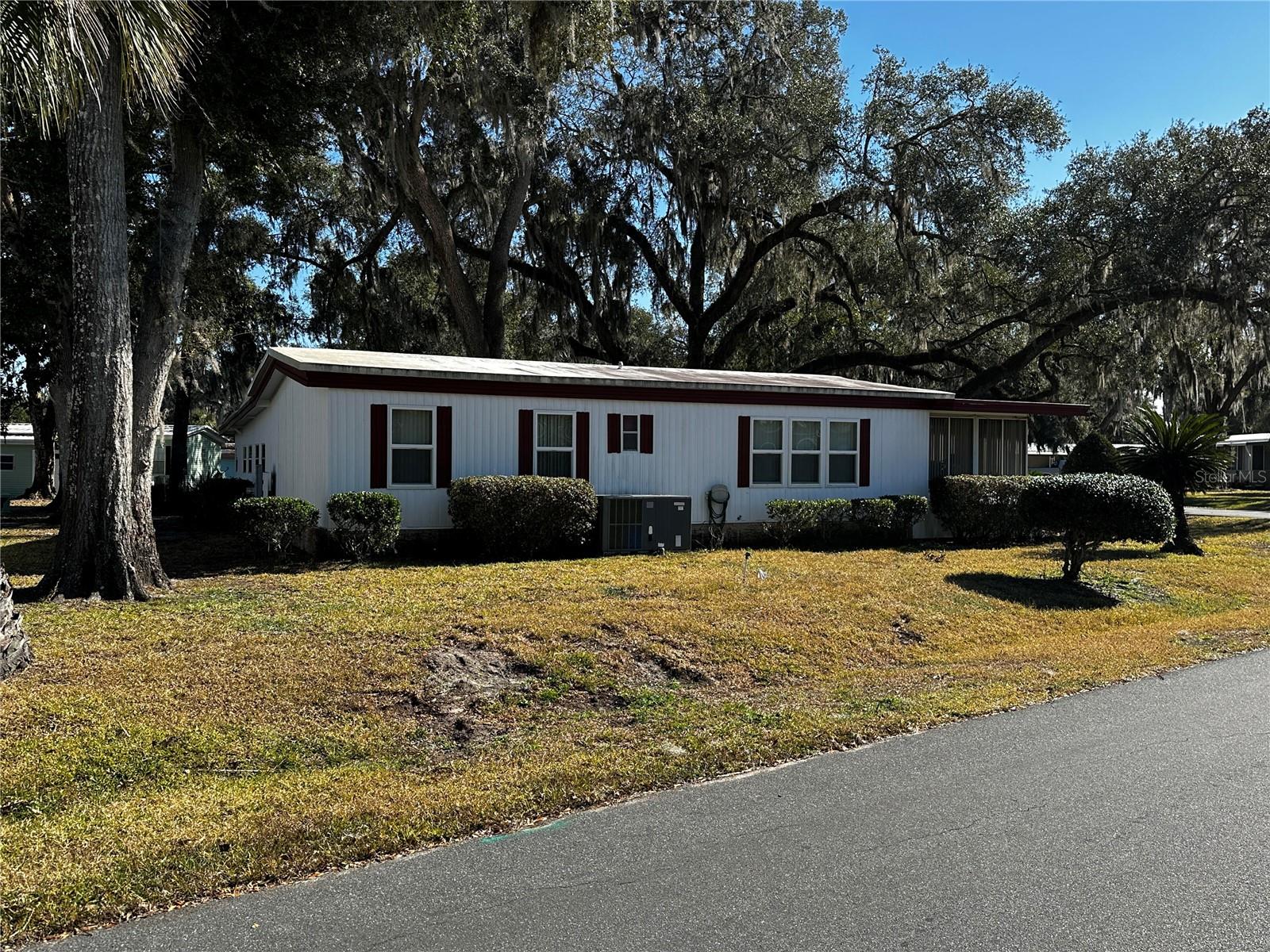 1 S BOBWHITE ROAD