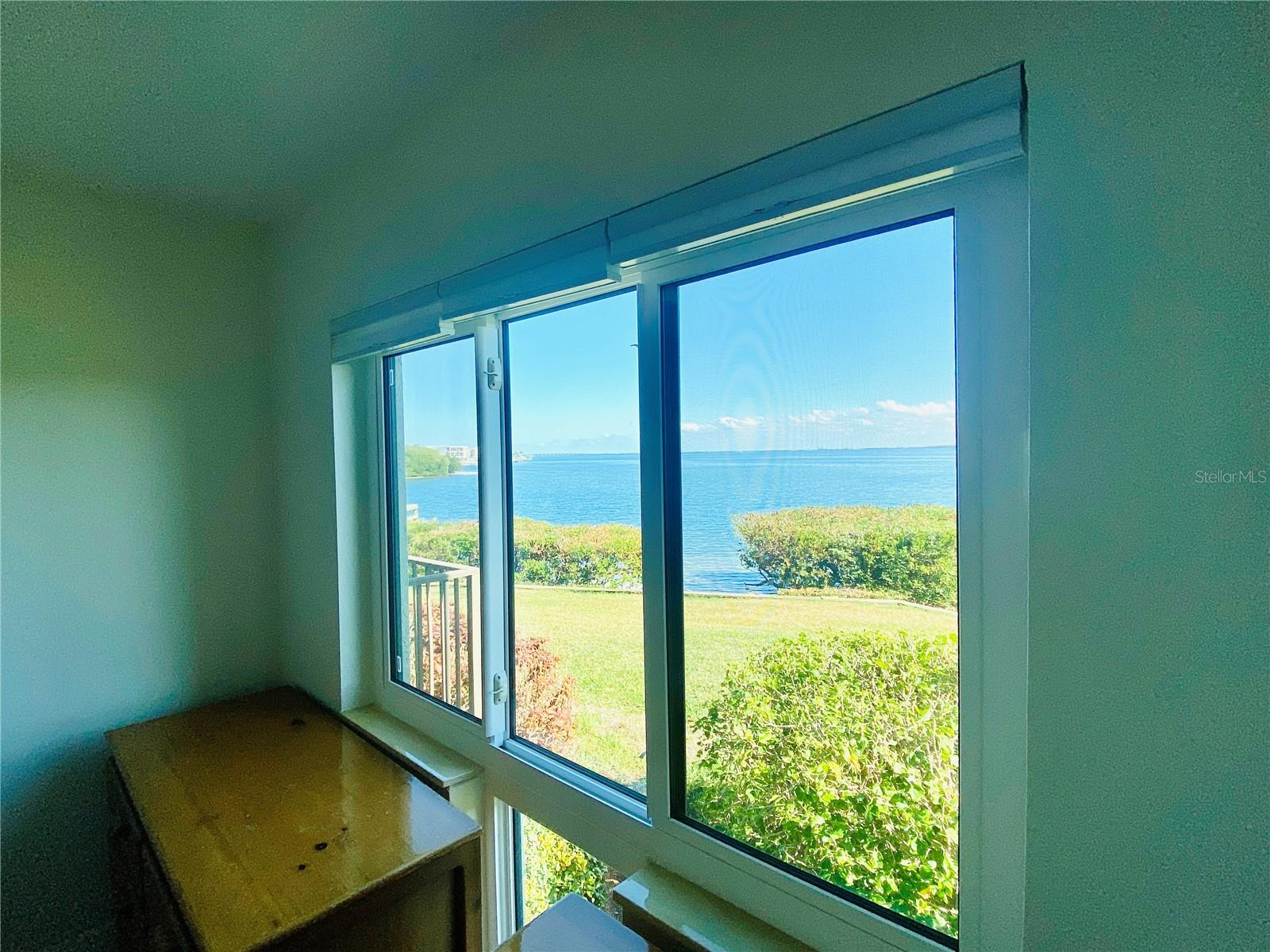 WANDER RESIDENCES OF TIERRA VERDE - Residential Lease