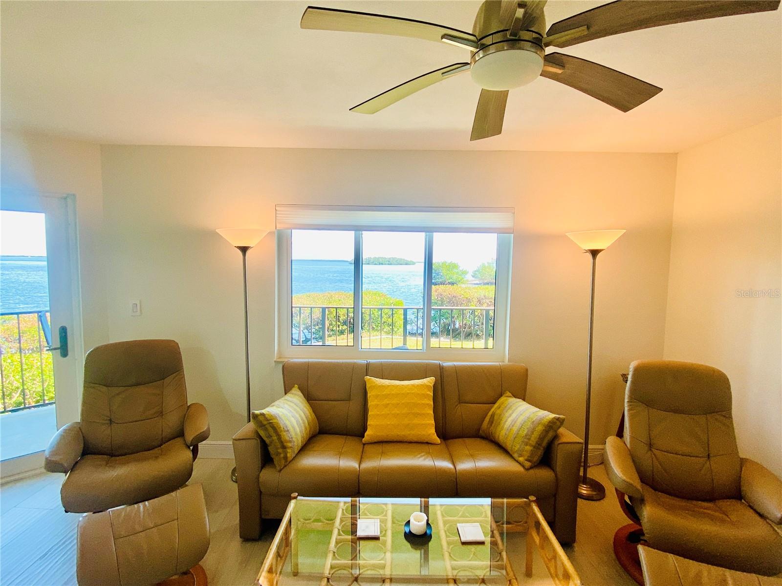 WANDER RESIDENCES OF TIERRA VERDE - Residential Lease