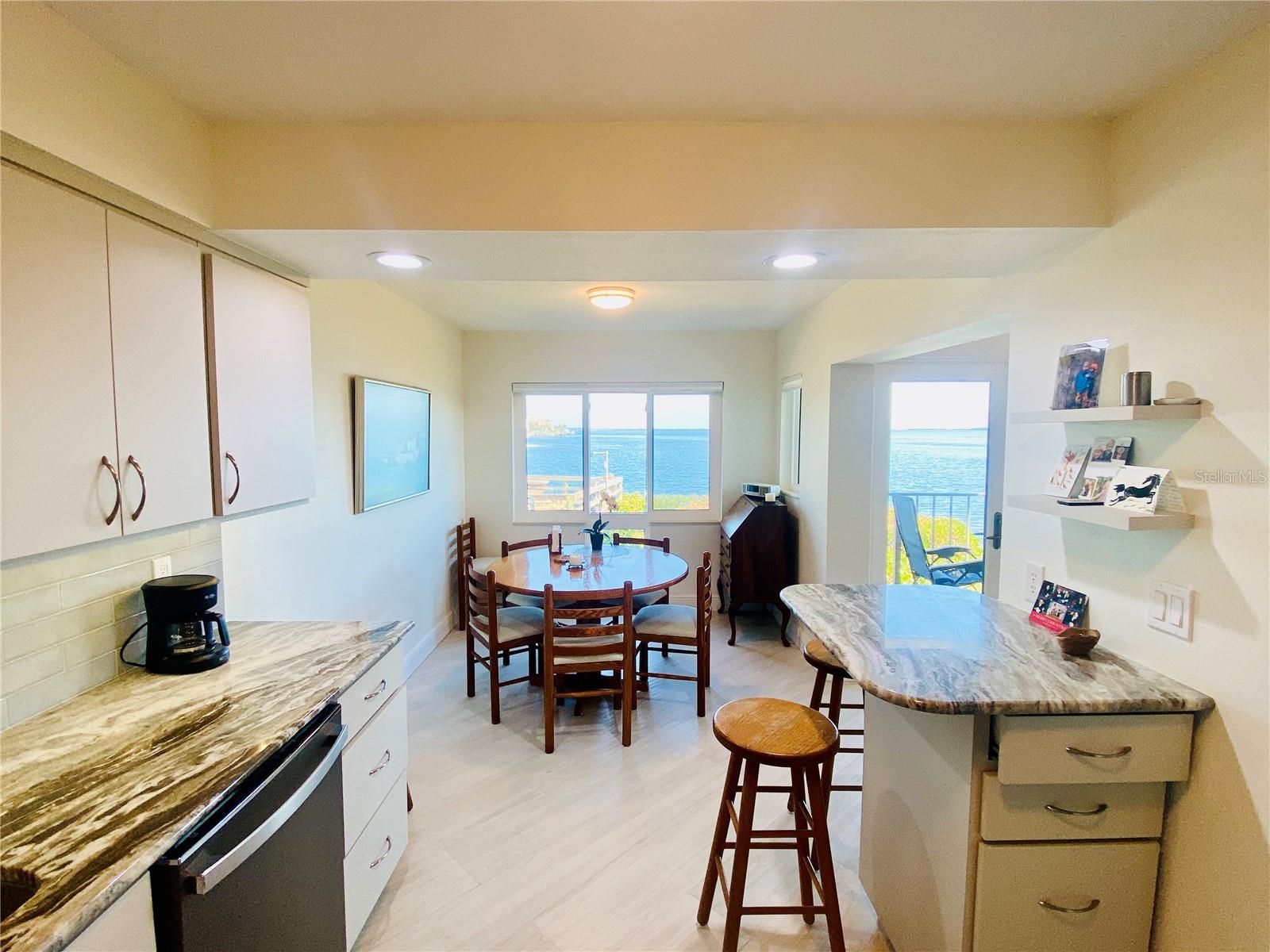 WANDER RESIDENCES OF TIERRA VERDE - Residential Lease