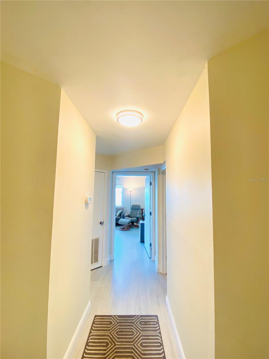 WANDER RESIDENCES OF TIERRA VERDE - Residential Lease