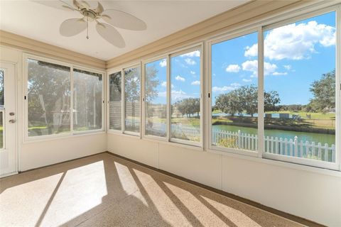 A home in LADY LAKE