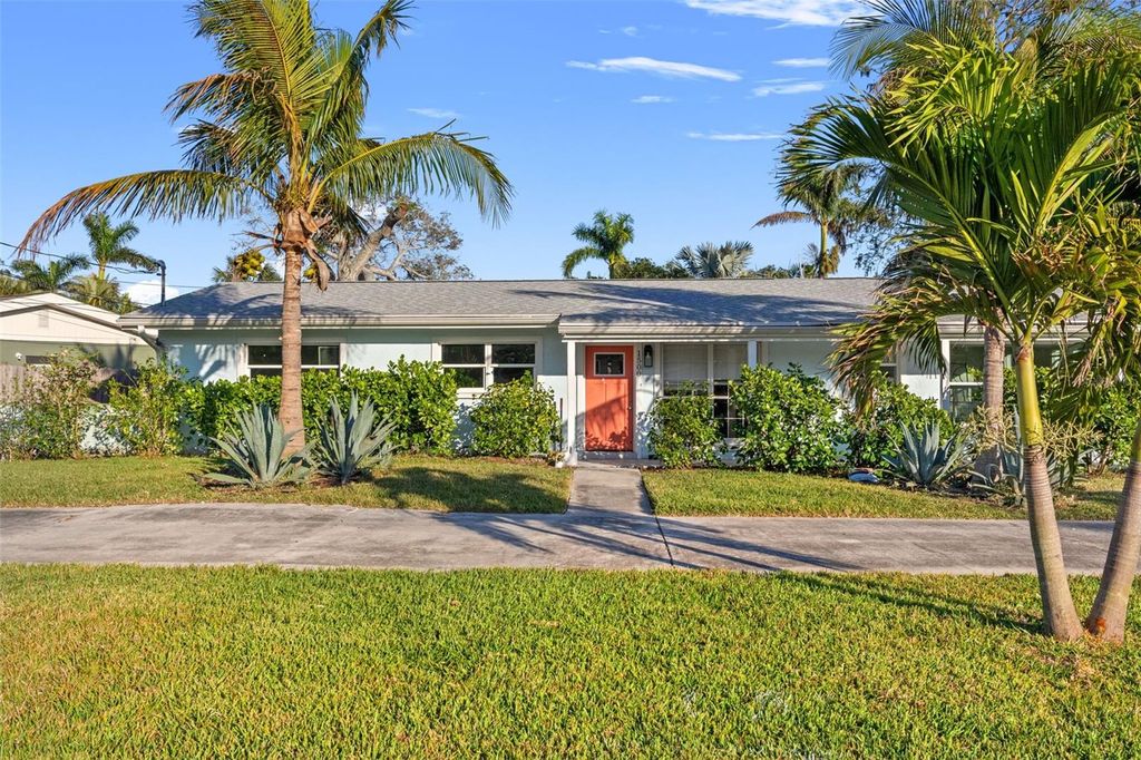 Photo of 1500 Carson Circle NE, St Petersburg, FL 33703 (MLS # TB8357023)