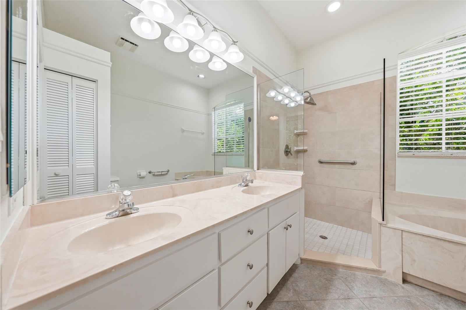 HARBOR HILLS UNIT 02A - Residential