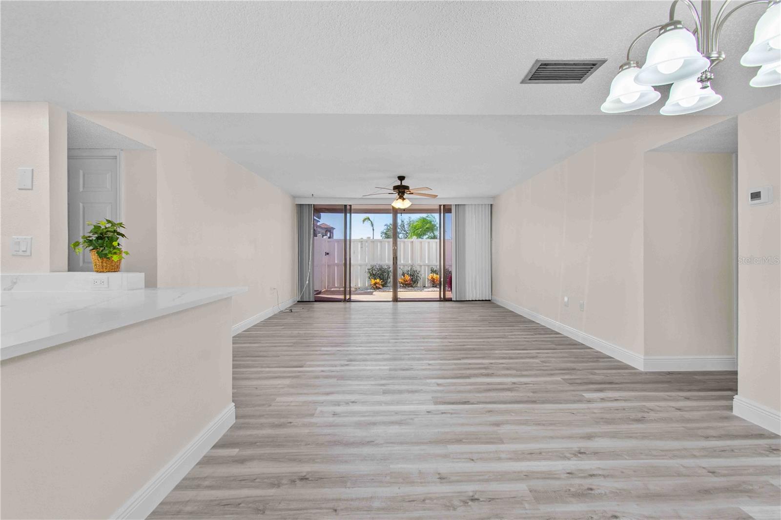 TREASURE ISLAND TENNIS & YACHT CLUB - Residential Lease