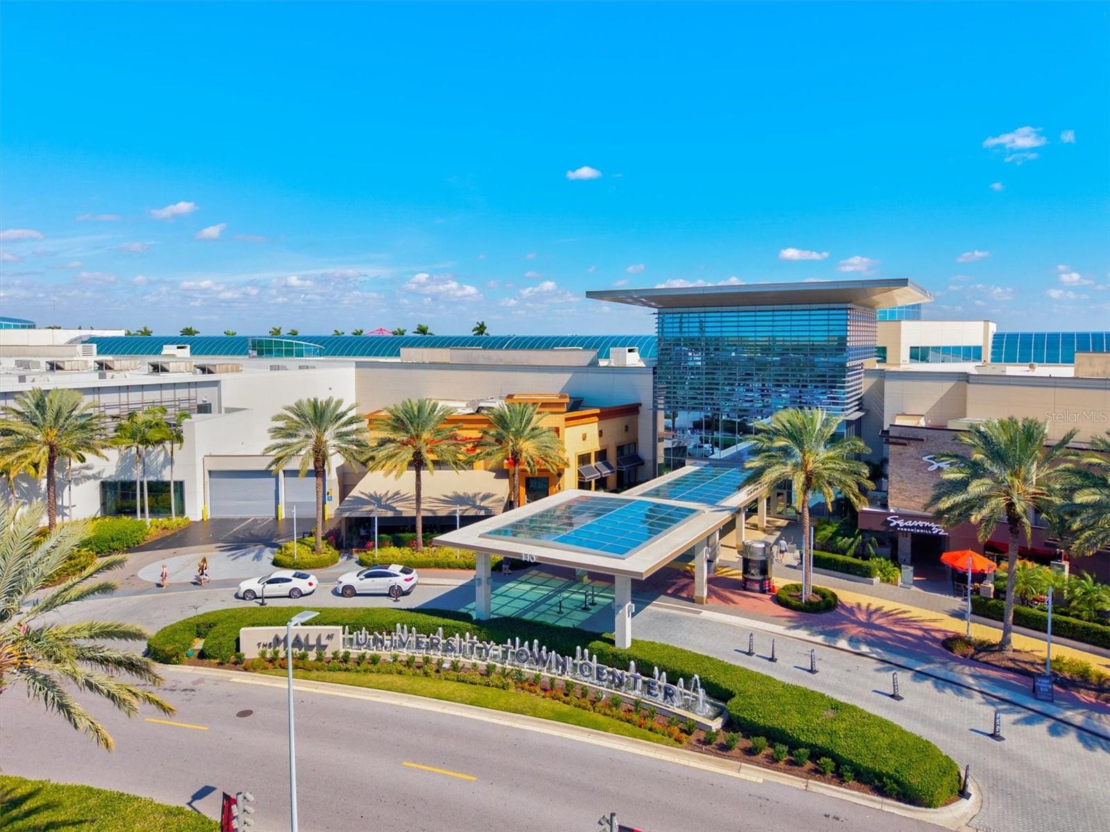HUNTINGTON POINTE - Residential