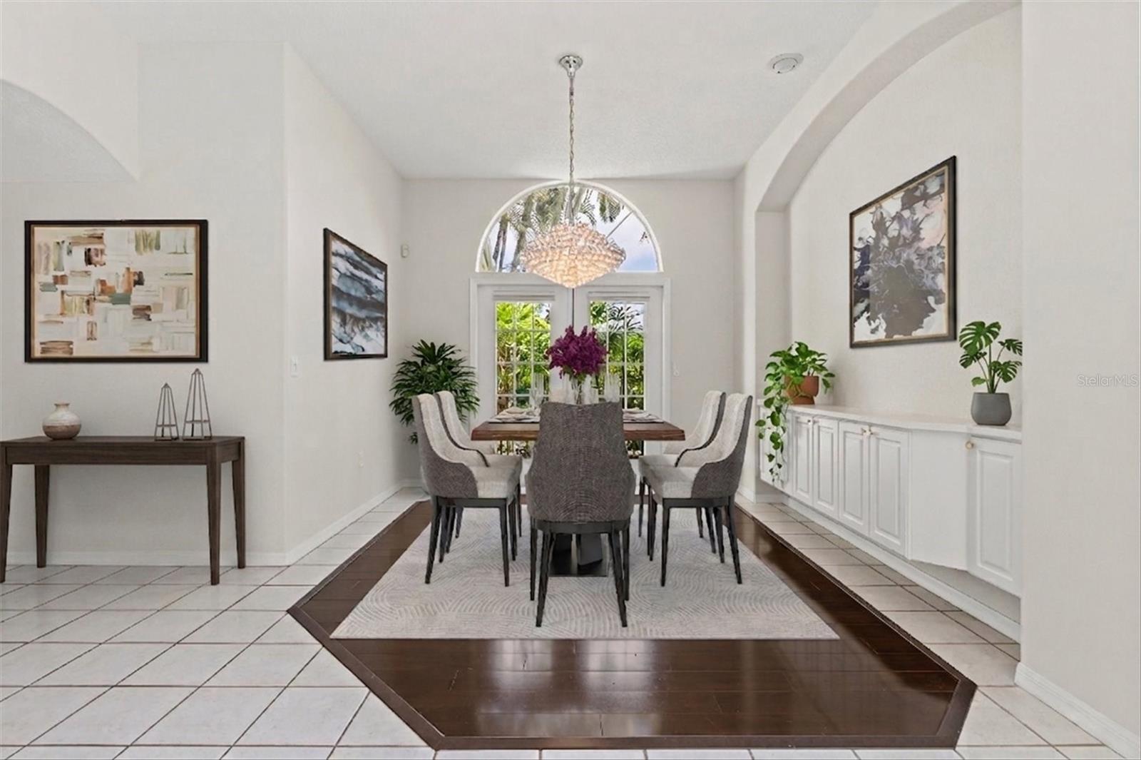 HUNTINGTON POINTE - Residential