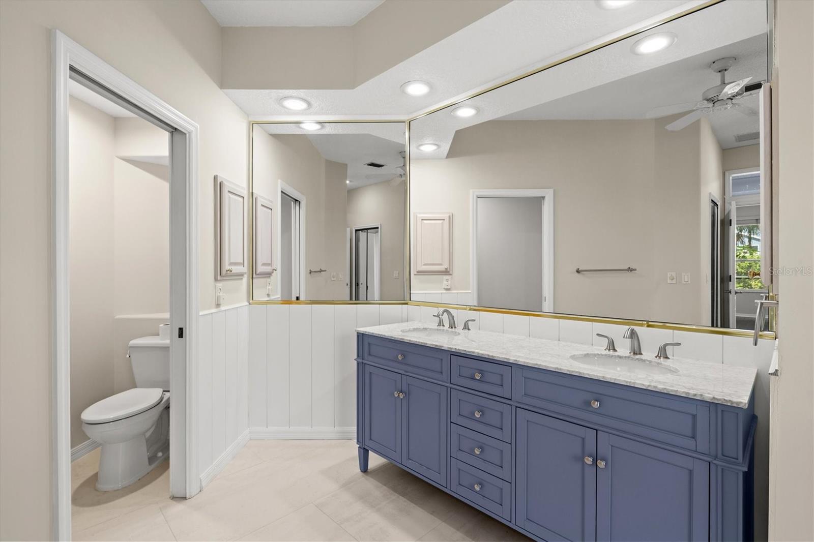 HUNTINGTON POINTE - Residential
