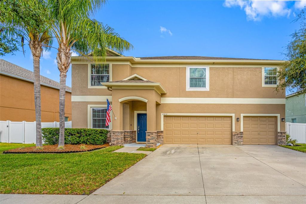 Photo of 10832 Carloway Hills Drive, Wimauma, FL 33598 (MLS # TB8466598)