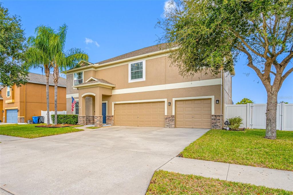 Photo of 10832 Carloway Hills Drive, Wimauma, FL 33598 (MLS # TB8466598)