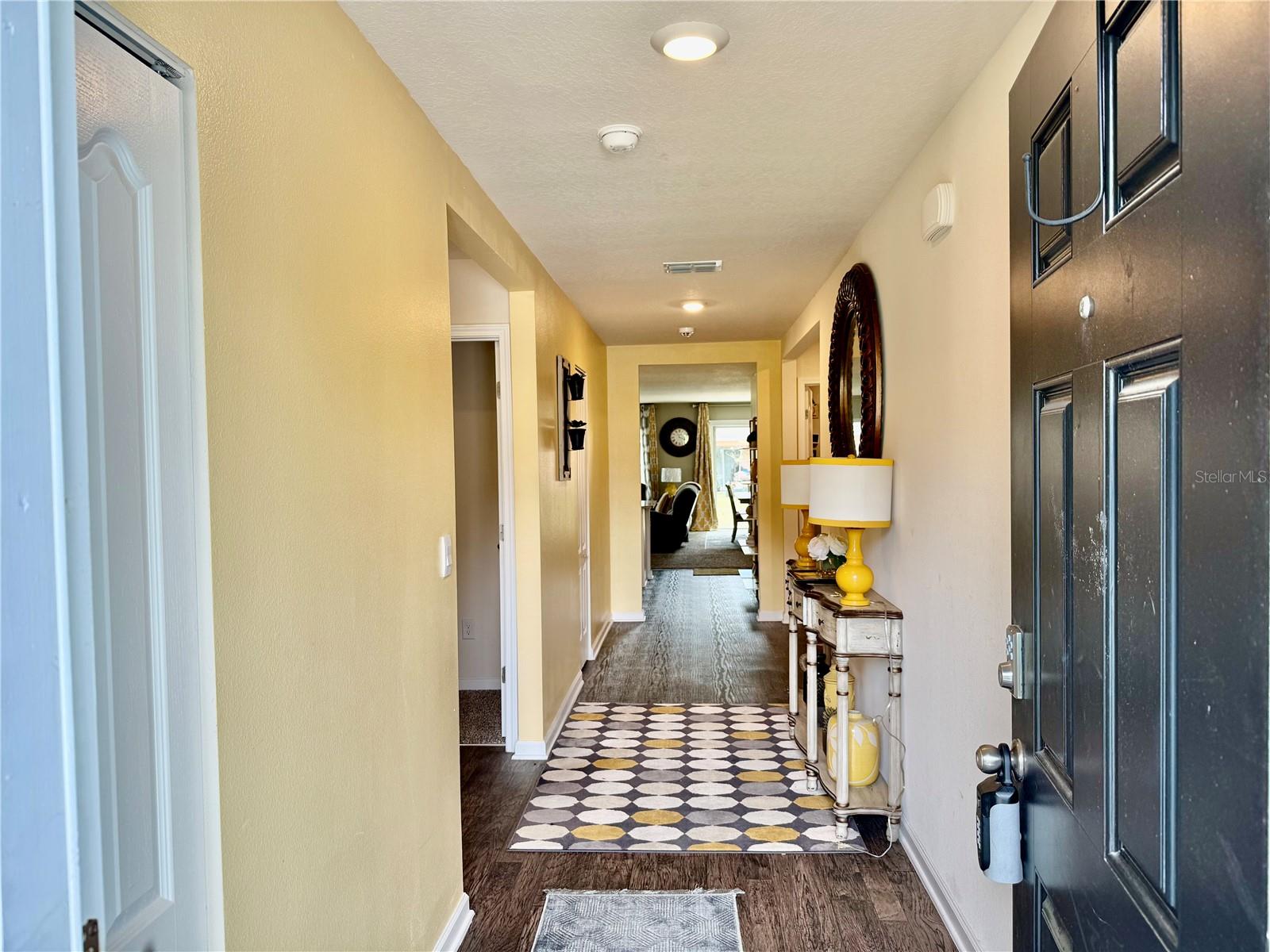 6 PINETREE DRIVE