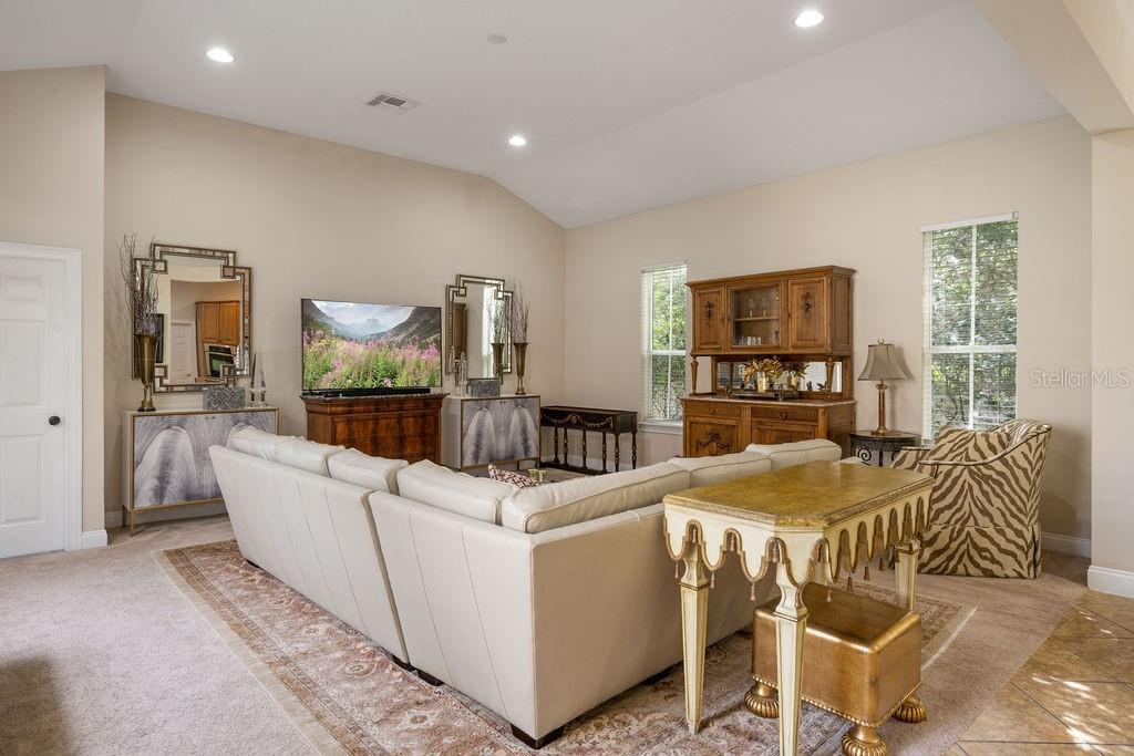 KEENES POINTE UNIT 9 - Residential Lease
