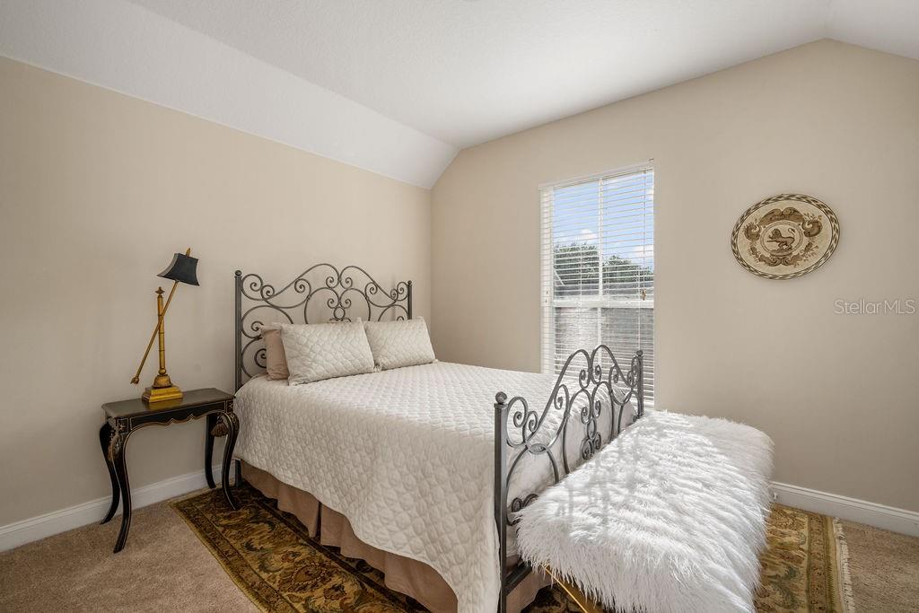 KEENES POINTE UNIT 9 - Residential Lease