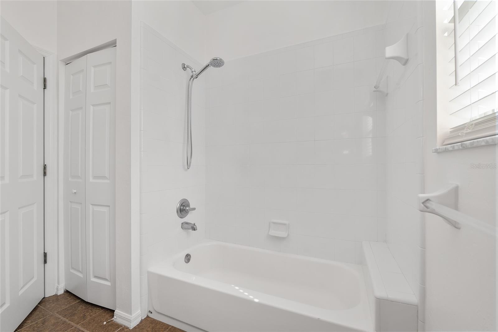 LONG LEAF - Residential