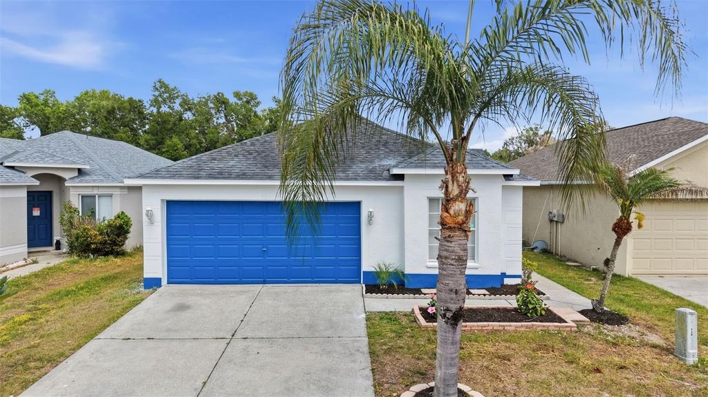 Photo of 504 Lindsay Anne Court, Plant City, FL 33563 (MLS # A4693670)