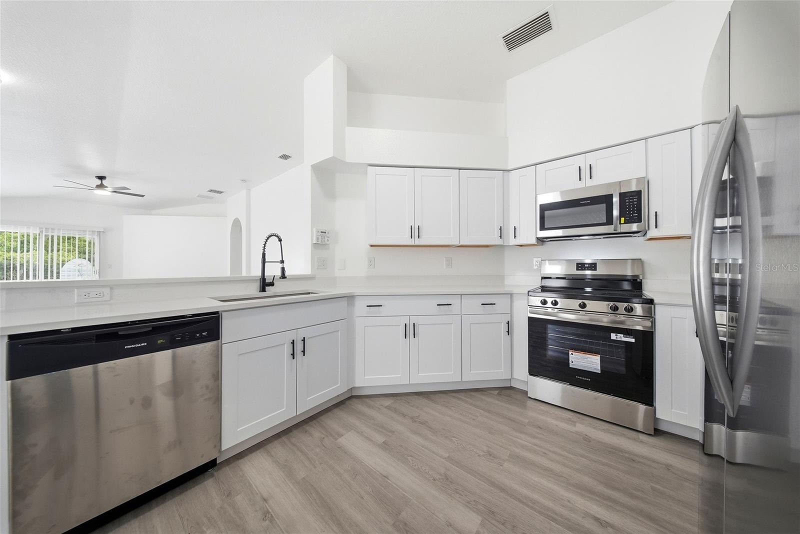 COUNTRY HILLS EAST UNIT FIVE - Residential