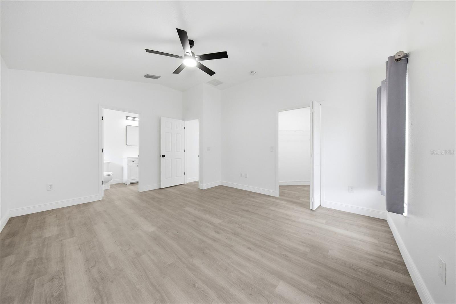 COUNTRY HILLS EAST UNIT FIVE - Residential