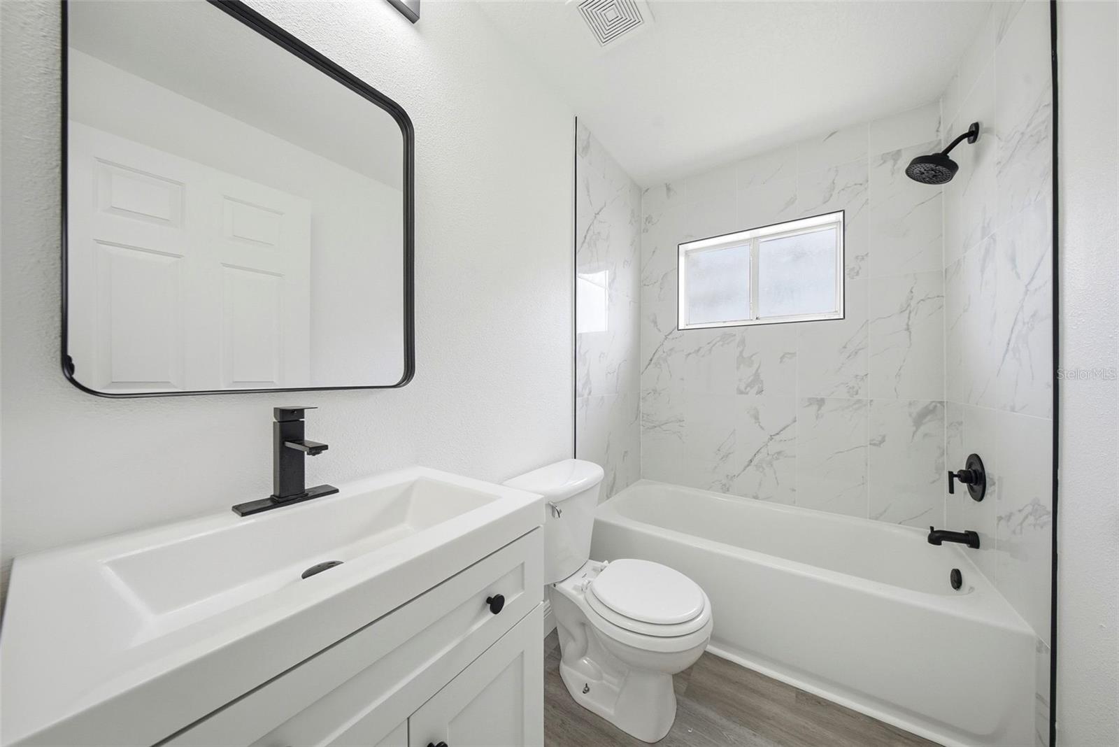 COUNTRY HILLS EAST UNIT FIVE - Residential