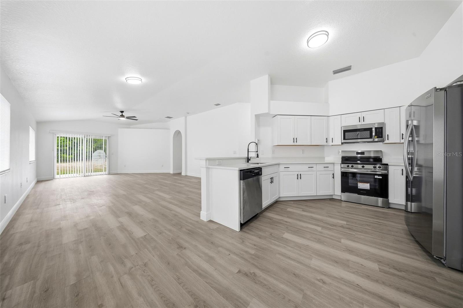 COUNTRY HILLS EAST UNIT FIVE - Residential