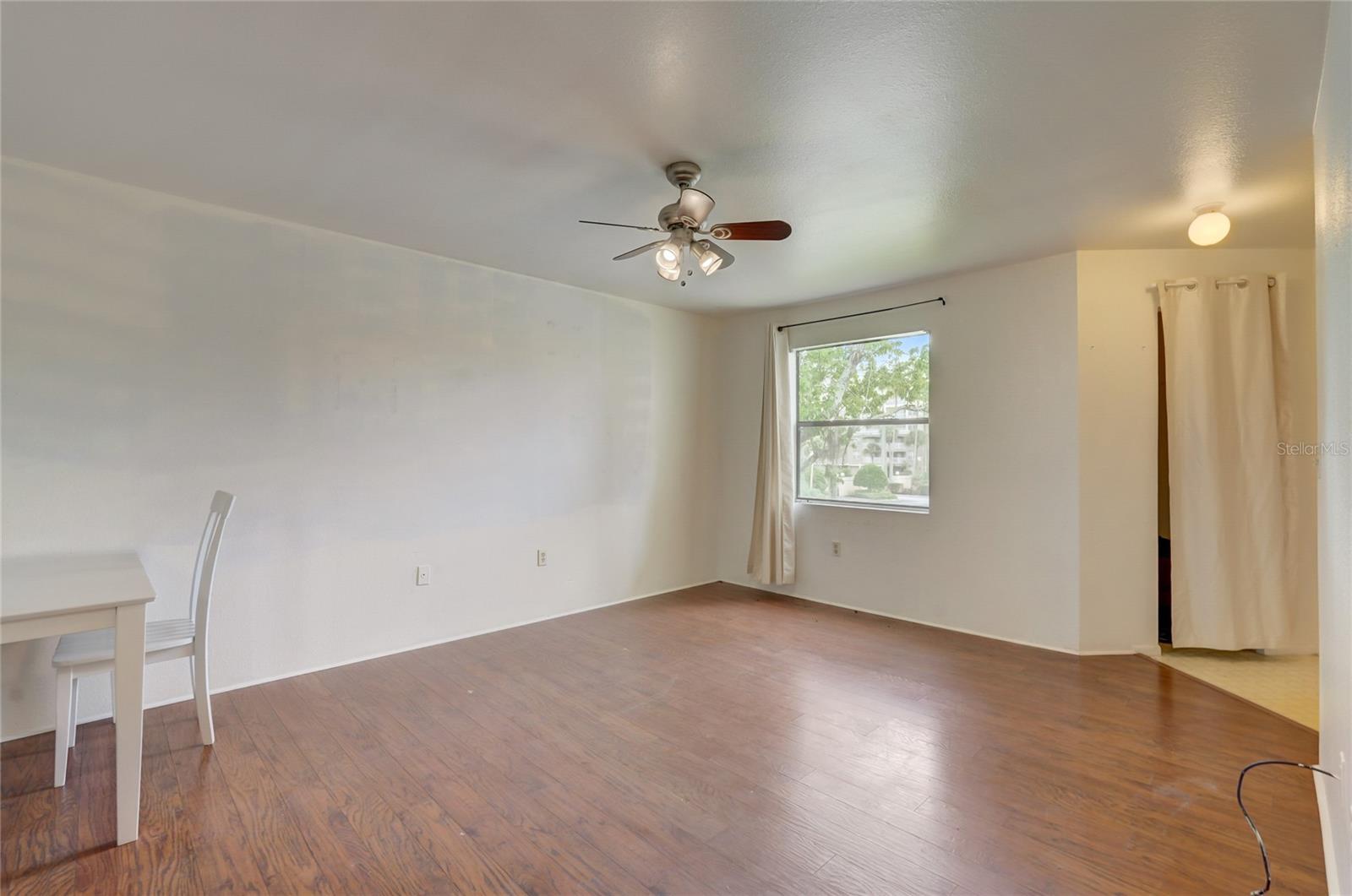 BLOSSOM PARK VILLAS - Residential